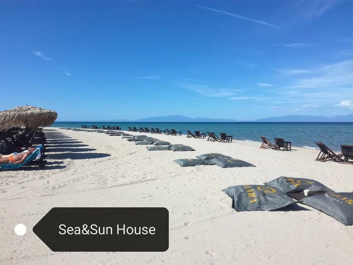 Sea & Sun House Villa Nea Kallikrateia 0*,
